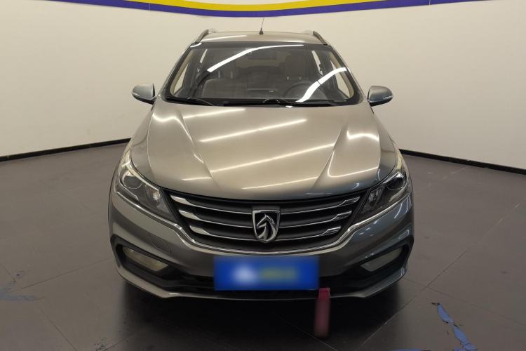 Used Baojun 310W 2017 1.5L Manual Fashion Model China V Front