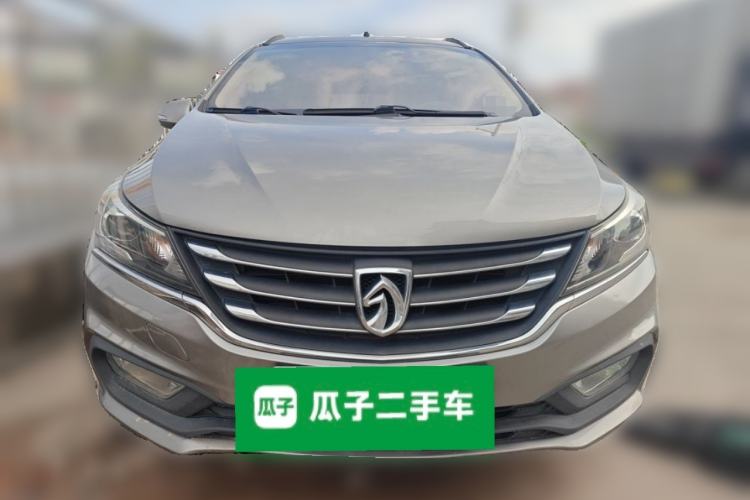 Used Baojun 310W 2017 1.5L Manual Fashion Model China V Front
