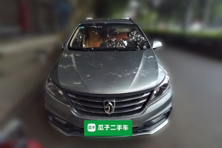 Used Baojun 310W 2017 1.5L Manual Fashion Model China V Front