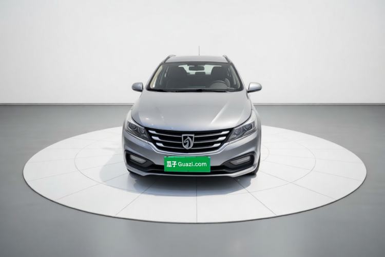 Used Baojun 310W 2017 1.5L Manual Comfort Version China VI Emission Standard Front