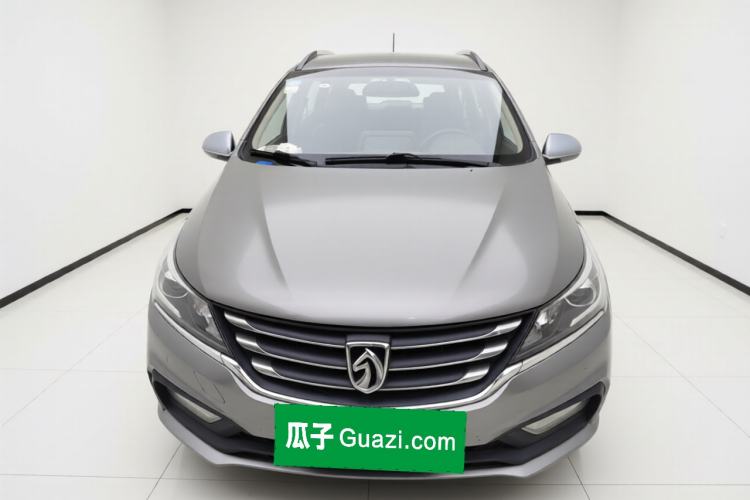 Used Baojun 310W 2017 1.5L Manual Comfort Version China VI Emission Standard Front