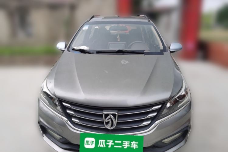 Used Baojun 310W 2017 1.5L Manual Comfort Version China VI Emission Standard Front