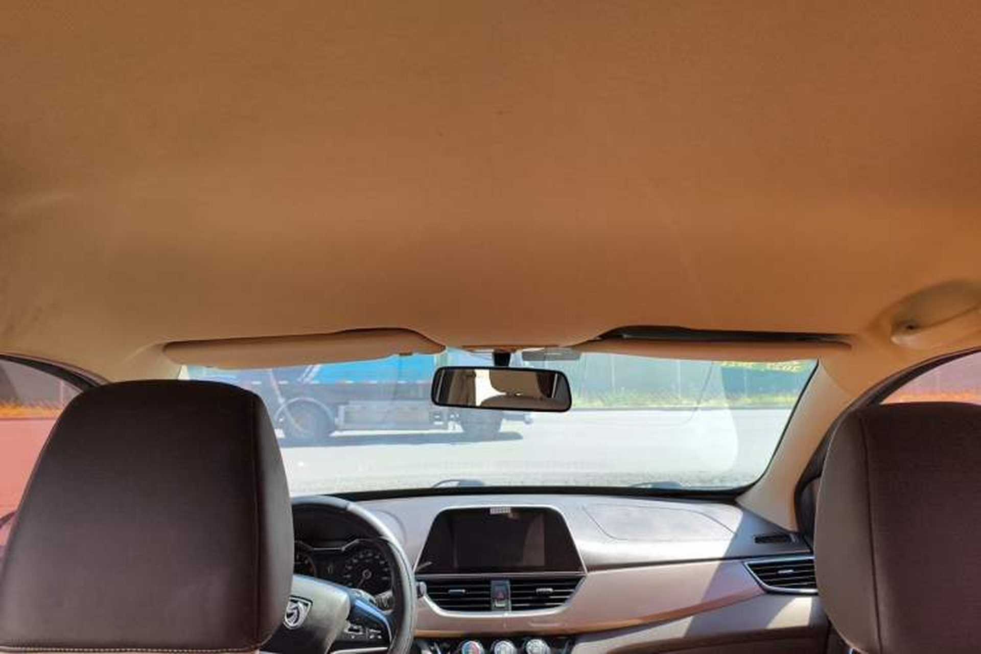 Used Baojun 310W 2017 1.5L Manual Fashion Edition China VI Headliner