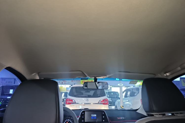 Used Baojun 310W 2017 1.5L Manual Fashion Edition China VI Headliner