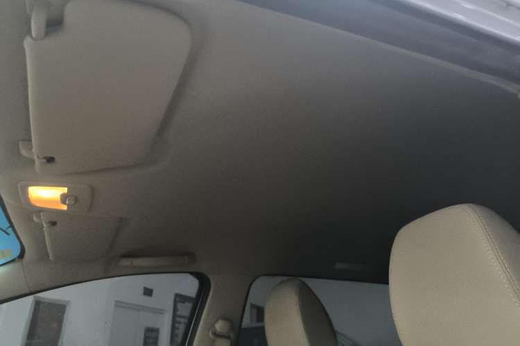 Used Baojun 310W 2017 1.5L Manual Comfort Version China V Headliner