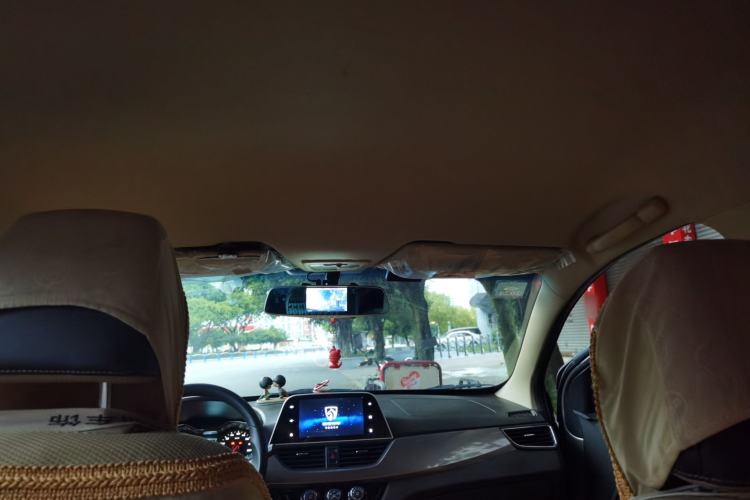 Used Baojun 310W 2017 1.5L Manual Fashion Model China V Headliner
