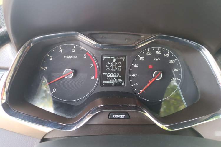 Used Baojun 310W 2017 1.5L Manual Fashion Model China V Instrument Cluster