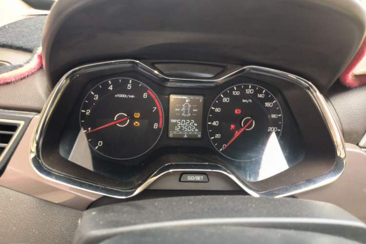 Used Baojun 310W 2017 1.5L Manual Fashion Model China V Instrument Cluster
