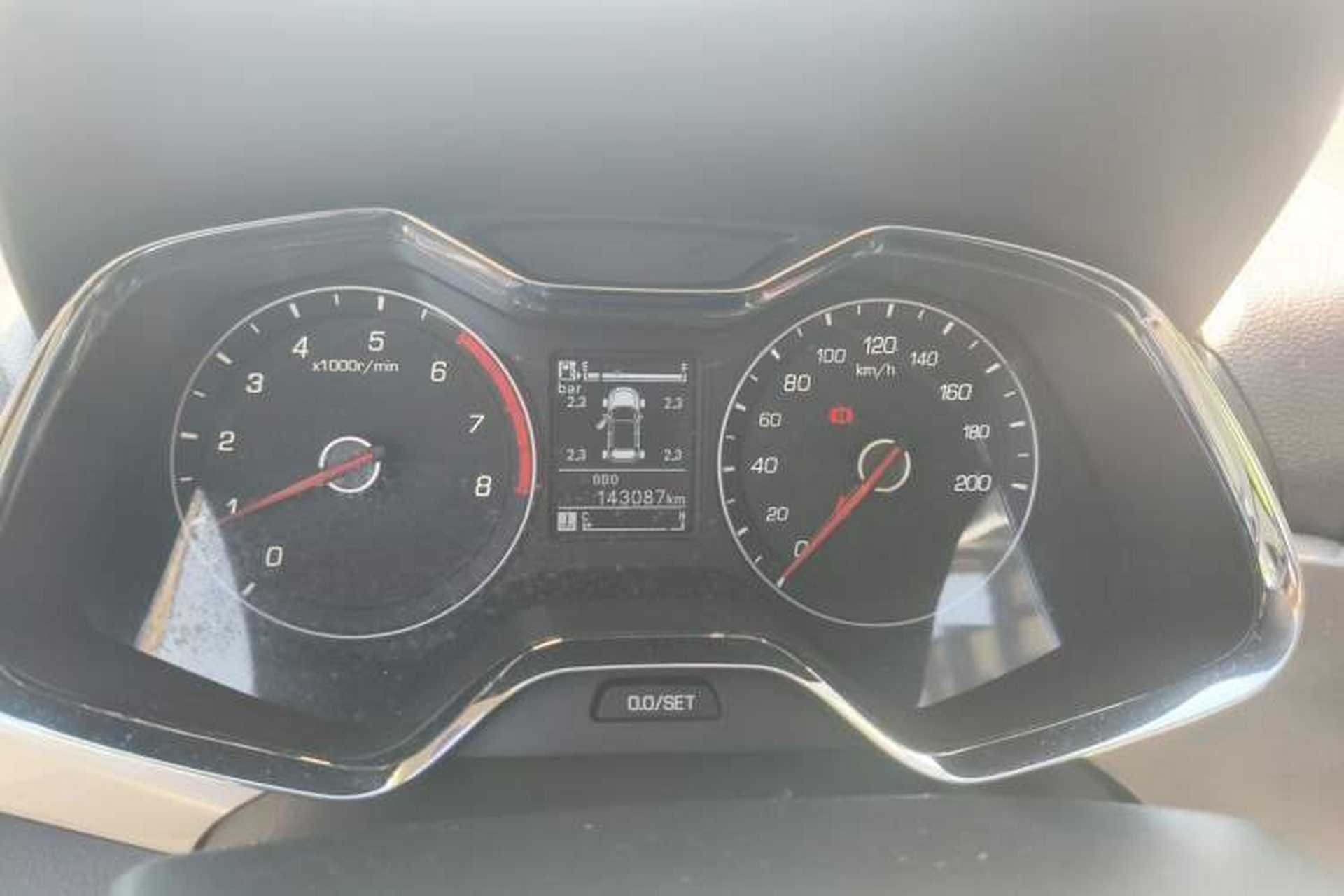 Used Baojun 310W 2017 1.5L Manual Luxury Edition China V Instrument Cluster