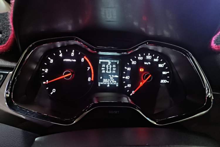 Used Baojun 310W 2017 1.5L Manual Fashion Edition China VI Instrument Cluster