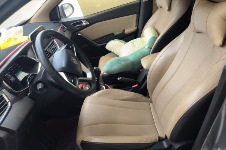 Used Baojun 310W 2017 1.5L Manual Fashion Model China V Left Front Seat