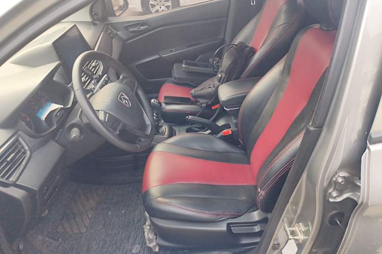 Used Baojun 310W 2017 1.2L Manual Value Edition China V Left Front Seat