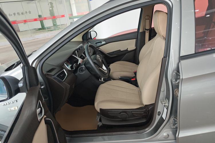 Used Baojun 310W 2017 1.5L Manual Comfort Version China V Left Front Seat