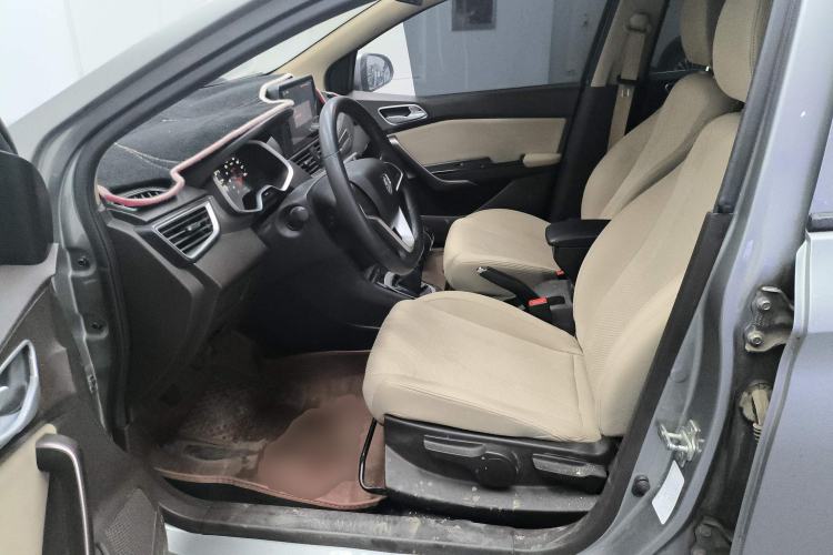 Used Baojun 310W 2017 1.5L Manual Comfort Version China V Left Front Seat