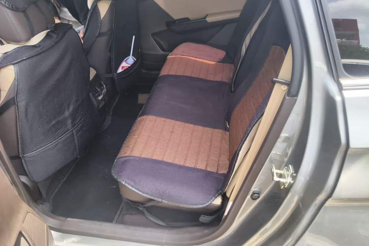 Used Baojun 310W 2017 1.5L Manual Fashion Model China V Left Rear Seat