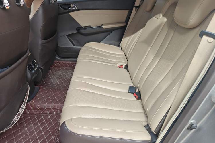 Used Baojun 310W 2017 1.5L Manual Fashion Model China V Left Rear Seat