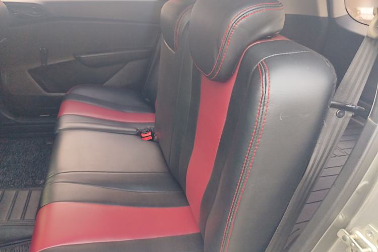 Used Baojun 310W 2017 1.2L Manual Value Edition China V Left Rear Seat