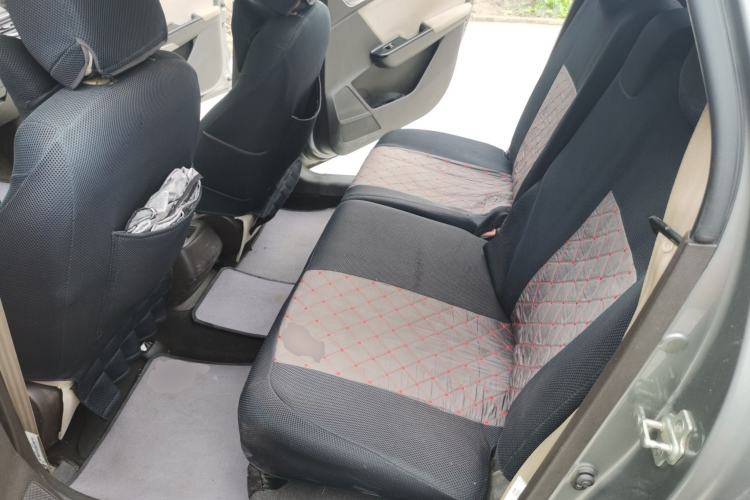 Used Baojun 310W 2017 1.5L Manual Comfort Version China VI Emission Standard Left Rear Seat