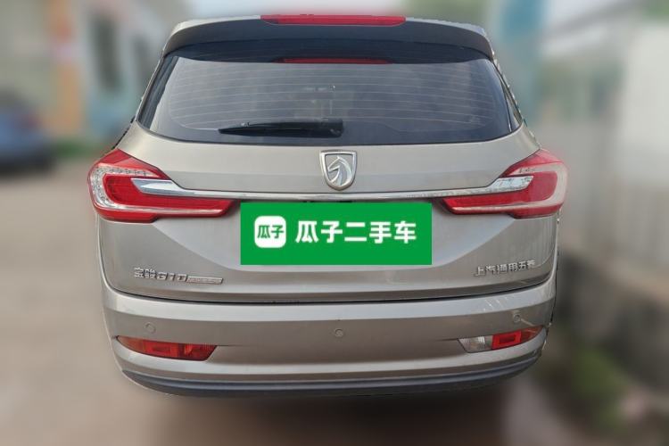 Used Baojun 310W 2017 1.5L Manual Fashion Model China V Rear
