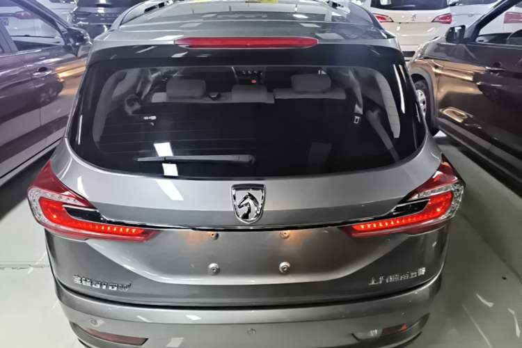Used Baojun 310W 2017 1.5L Manual Fashion Edition China VI Rear
