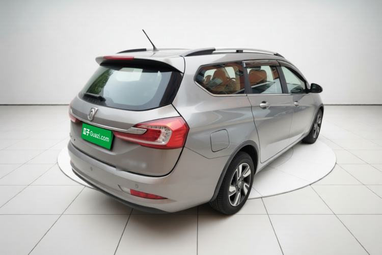 Used Baojun 310W 2017 1.5L Manual Luxury Version China VI Rear Right 45 Deg