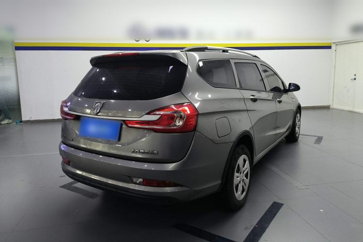 Used Baojun 310W 2017 1.5L Manual Comfort Version China V Rear Right 45 Deg