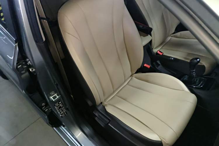 Used Baojun 310W 2017 1.5L Manual Fashion Edition China VI Right Front Seat