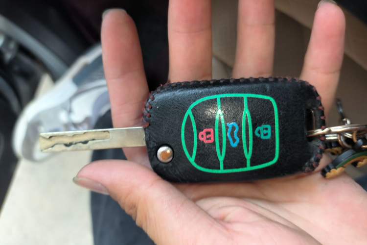 Used Baojun 310W 2017 1.5L Manual Fashion Model China V Vehicle Key