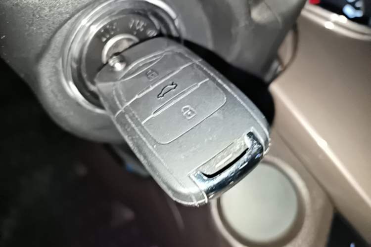 Used Baojun 310W 2017 1.5L Manual Fashion Edition China VI Vehicle Key
