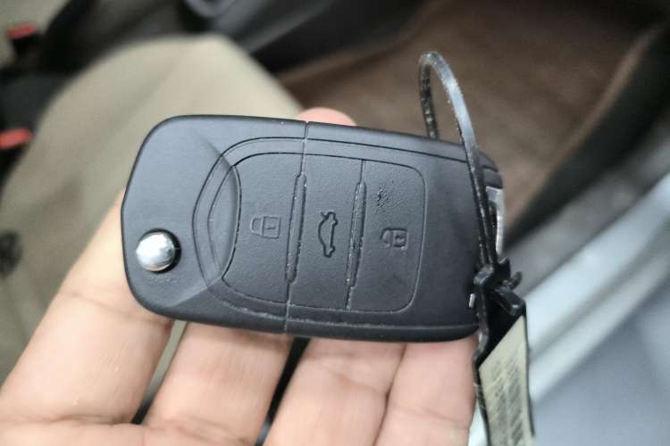 Used Baojun 310W 2017 1.5L Manual Comfort Version China V Vehicle Key