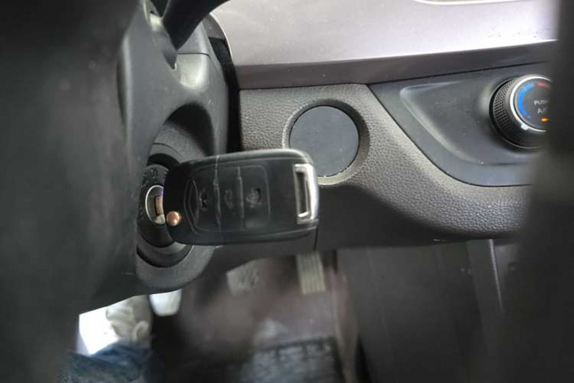 Used Baojun 310W 2017 1.5L Manual Comfort Version China V Vehicle Key
