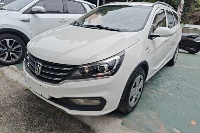 Used Baojun 310W 2017 1.5L Manual Comfort Version China V