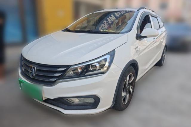 Used Baojun 310W 2017 1.5L Manual Comfort Version China VI Emission Standard