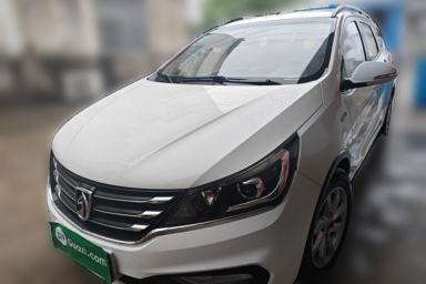 Used Baojun 310W 2017 1.5L Manual Fashion Model China V