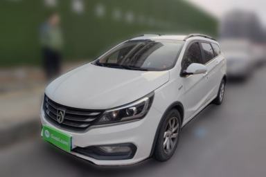 Used Baojun 310W 2017 1.5L Manual Fashion Model China V