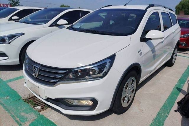 Used Baojun 310W 2017 1.5L Manual Comfort Version China VI Emission Standard