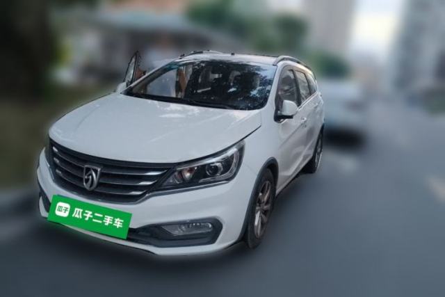 Used Baojun 310W 2017 1.5L Manual Comfort Version China V