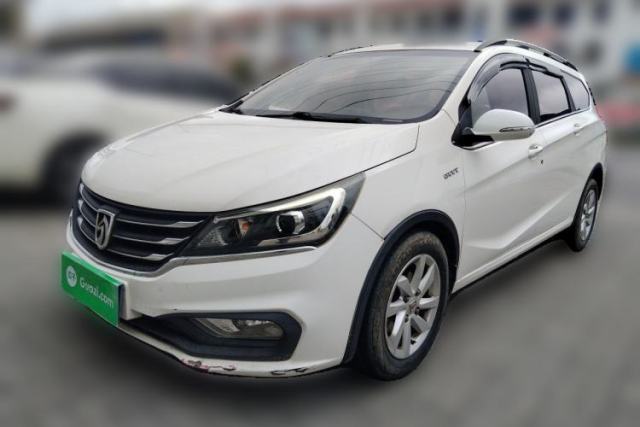 Used Baojun 310W 2017 1.5L Manual Fashion Model China V