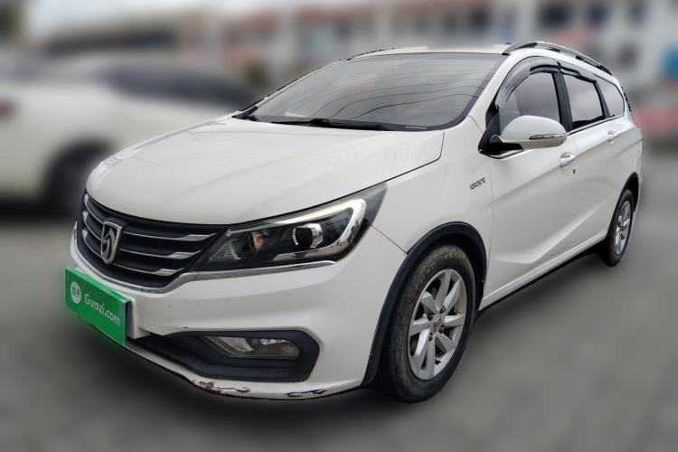Used Baojun 310W 2017 1.5L Manual Fashion Model China V Guazi used car, China used car export, Used car for sale, Used cars, Cheapest cars for sale