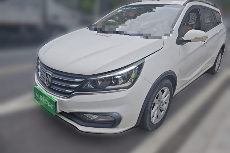 Used Baojun 310W 2017 1.5L Manual Fashion Model China V Guazi used car, China used car export, Used car for sale, Used  cars, Cheapest cars for sale