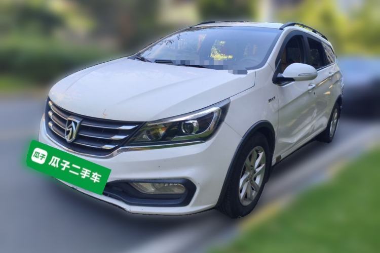 Used Baojun 310W 2017 1.5L Manual Fashion Model China V Guazi used car, China used car export, Used car for sale, Used cars, Cheapest cars for sale
