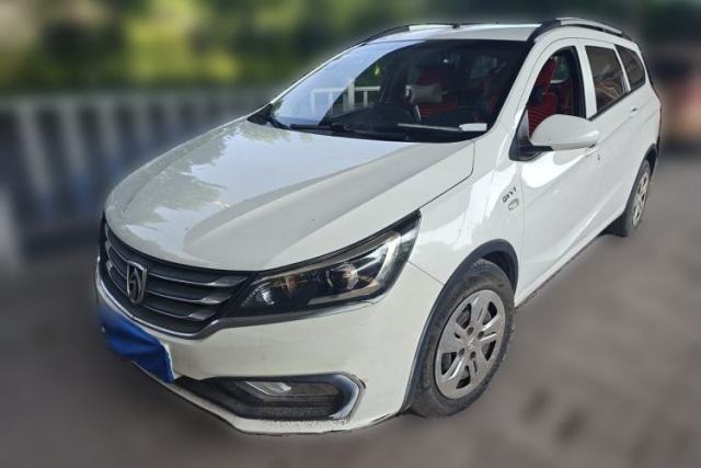 Used Baojun 310W 2017 1.5L Manual Comfort Version China VI Emission Standard
