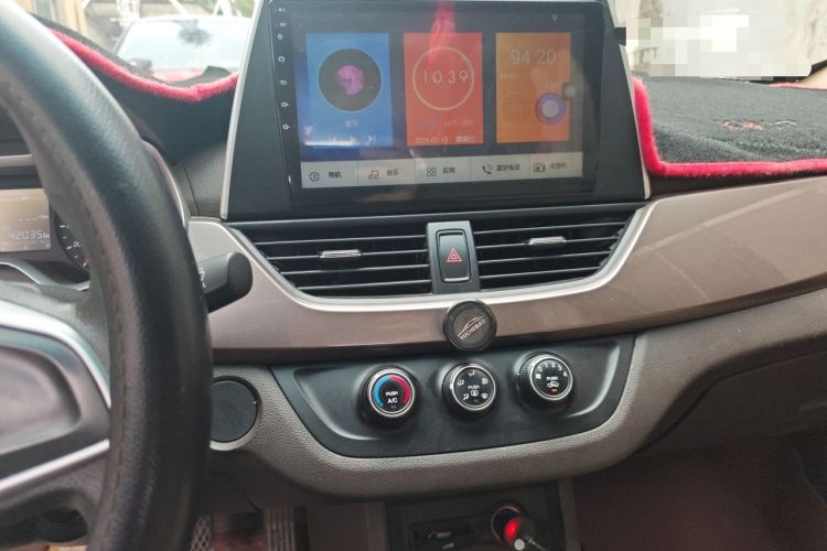 Used Baojun 310W 2017 1.5L Manual Comfort Version China V Audio And AC Panel