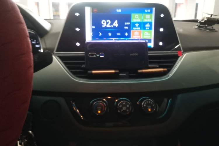 Used Baojun 310W 2017 1.5L Manual Fashion Edition China VI Audio And AC Panel