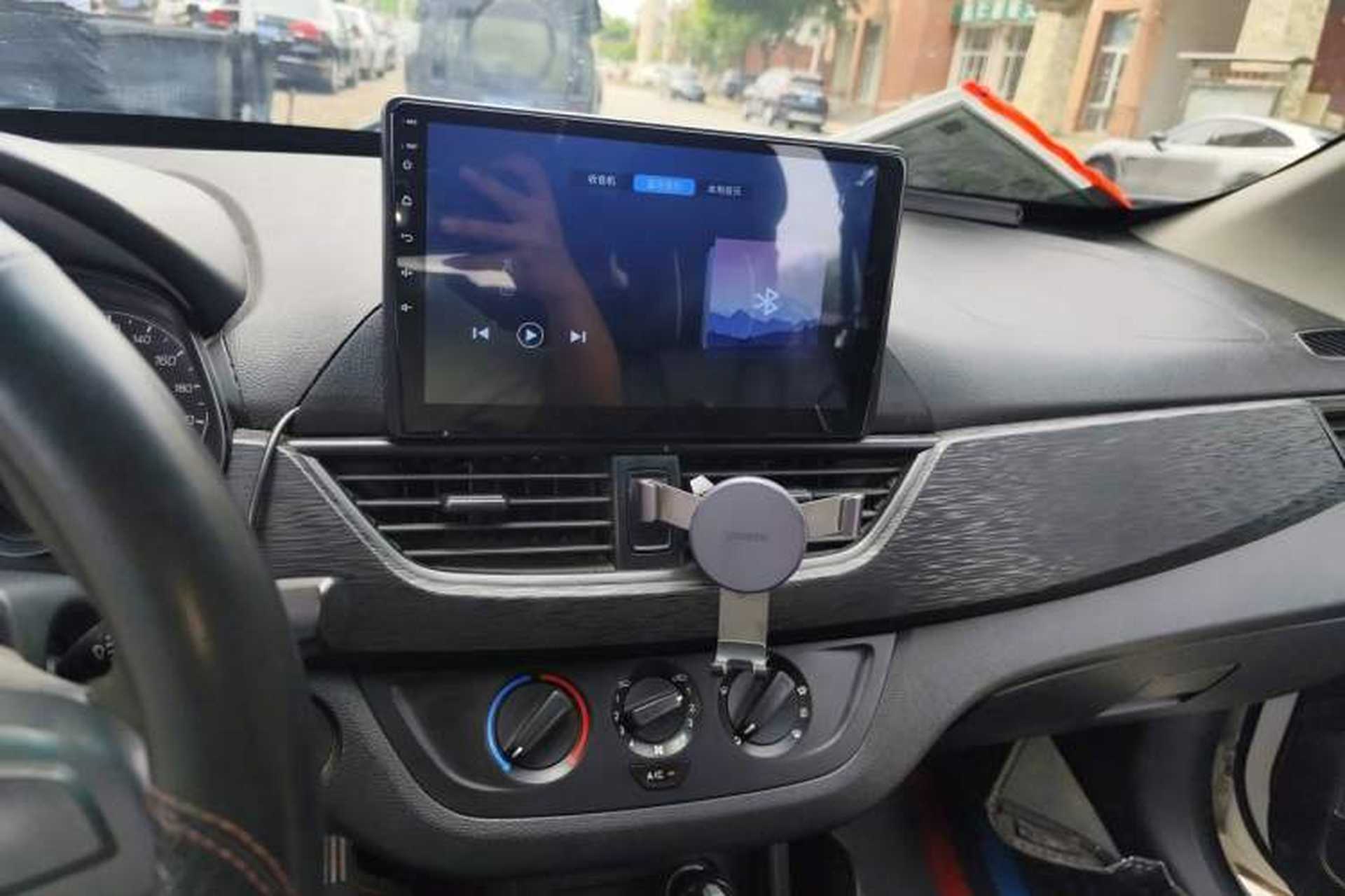 Used Baojun 310W 2017 1.2L Manual Value Edition China V Audio And AC Panel