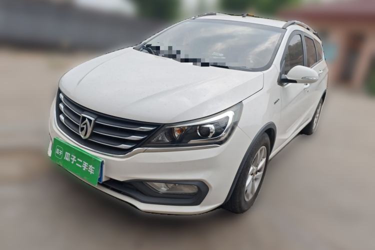 Used Baojun 310W 2017 1.5L Manual Fashion Model China V Guazi used car, China used car export, Used car for sale, Used  cars, Cheapest cars for sale