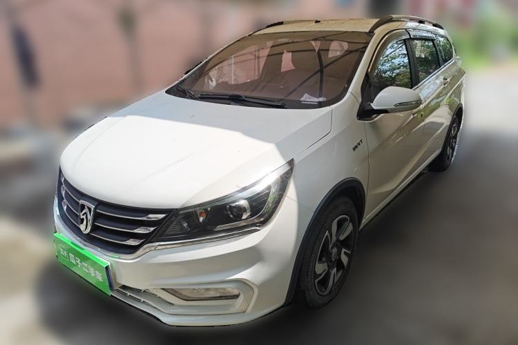 Used Baojun 310W 2017 1.5L Manual Fashion Edition China VI Guazi used car, China used car export, Used car for sale, Used  cars, Cheapest cars for sale