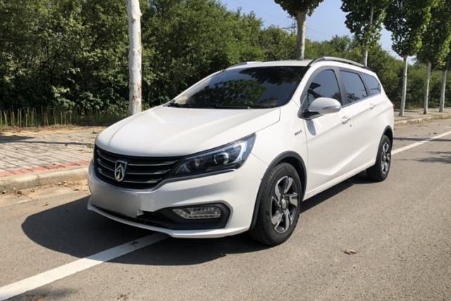 Used Baojun 310W 2017 1.5L Manual Luxury Edition China V