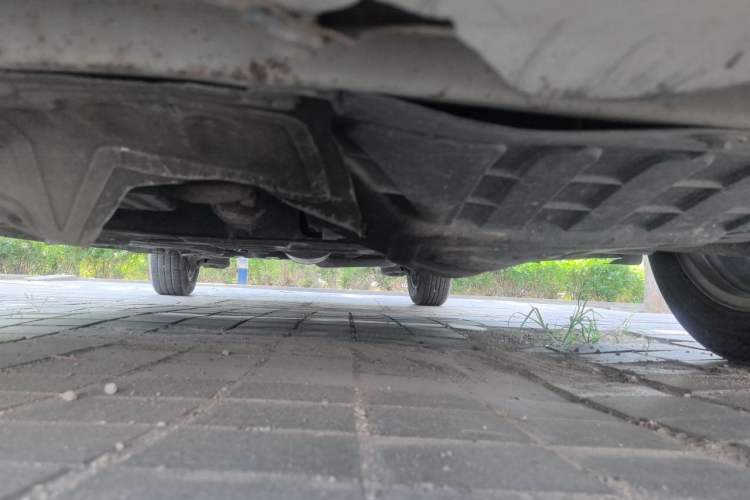 Used Baojun 310W 2017 1.5L Manual Fashion Model China V Chassis Front