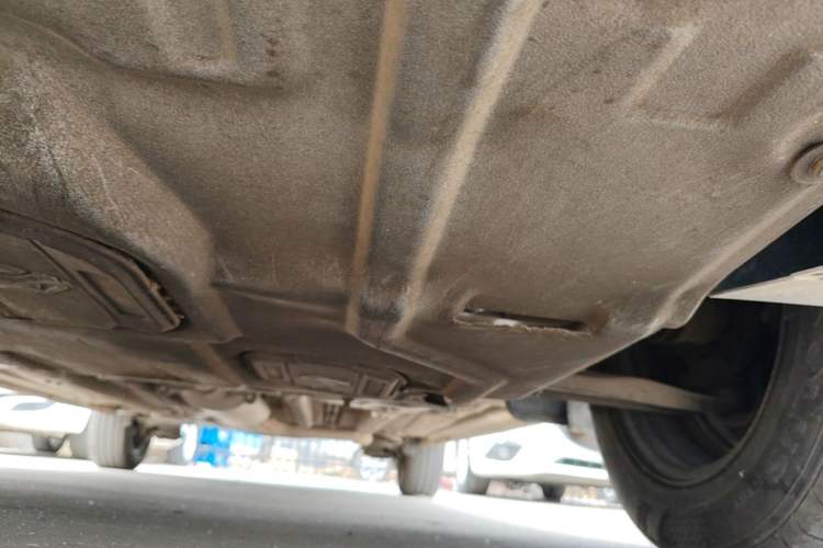 Used Baojun 310W 2017 1.5L Manual Comfort Version China V Chassis Front Left